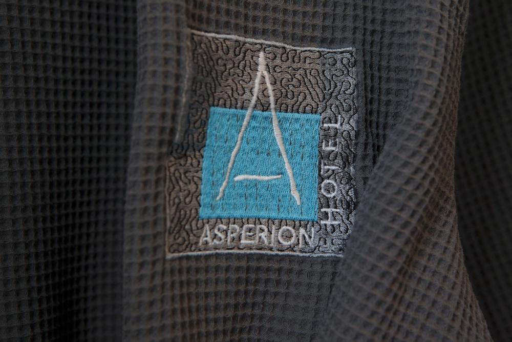 Asperion Hotel Гілфорд Екстер'єр фото